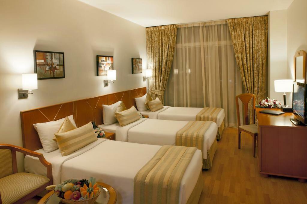 Landmark Hotel Dubai Exterior foto